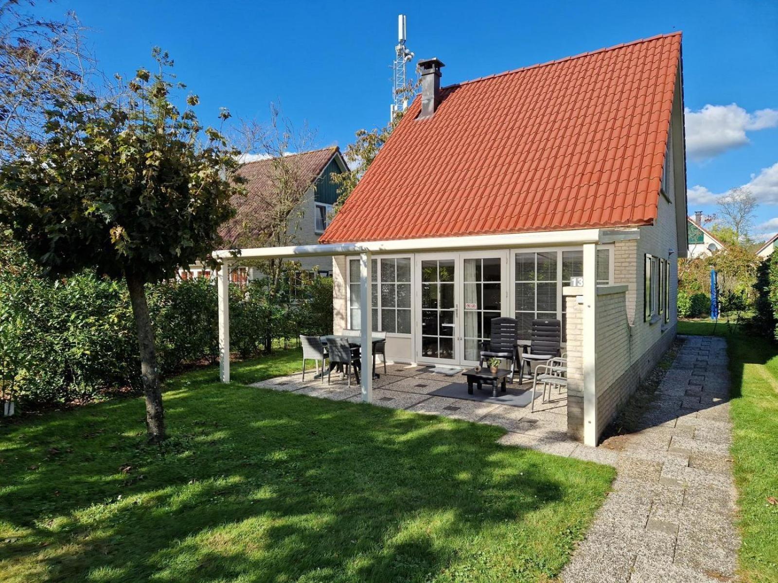Bungalow - 6 Personen Gelegen In De Nabije Omgeving Van Avonturenpark Hellendoorn En De Prachtige Sallandse Heuvelrug En Eelerberg Kültér fotó