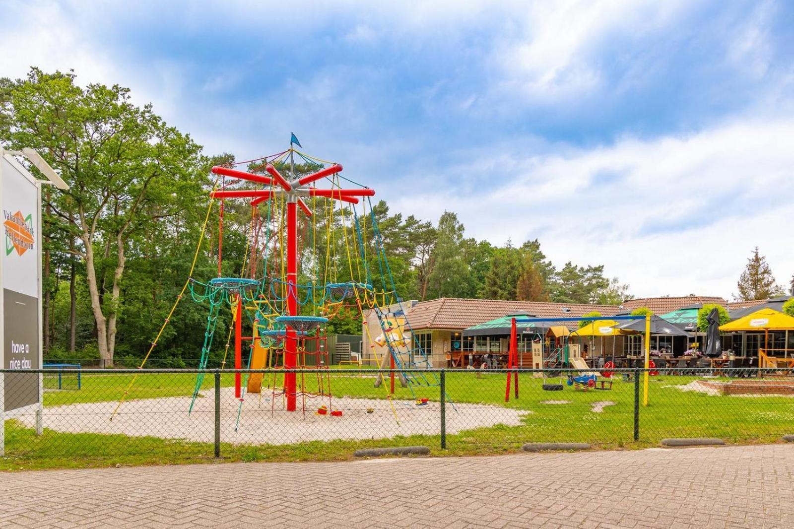 Bungalow - 6 Personen Gelegen In De Nabije Omgeving Van Avonturenpark Hellendoorn En De Prachtige Sallandse Heuvelrug En Eelerberg Kültér fotó