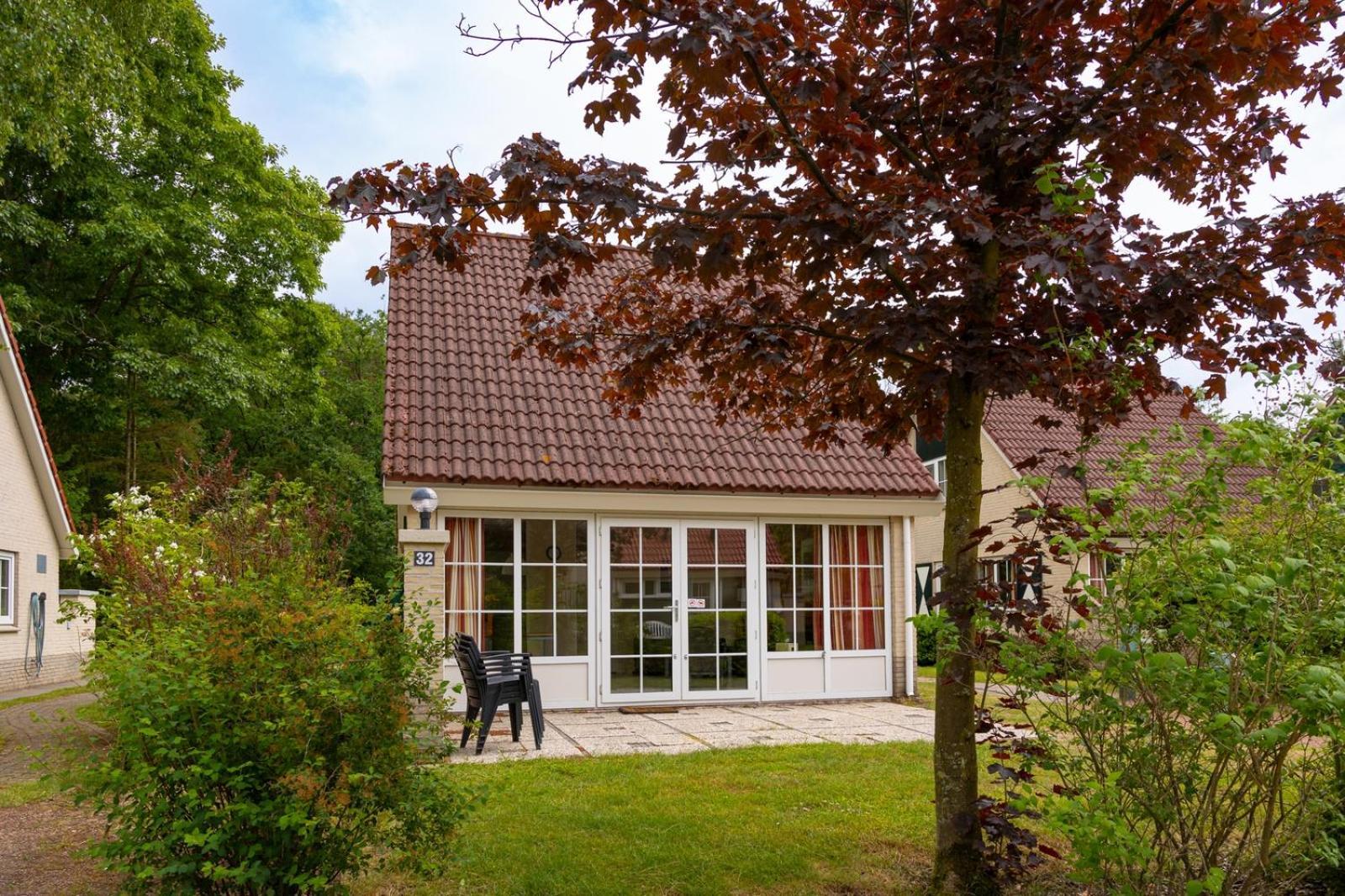 Bungalow - 6 Personen Gelegen In De Nabije Omgeving Van Avonturenpark Hellendoorn En De Prachtige Sallandse Heuvelrug En Eelerberg Kültér fotó